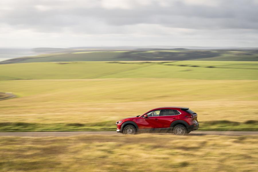  Mazda CX-30 Skyactiv-X 2019 года  (UK) (фото 35 из 82)